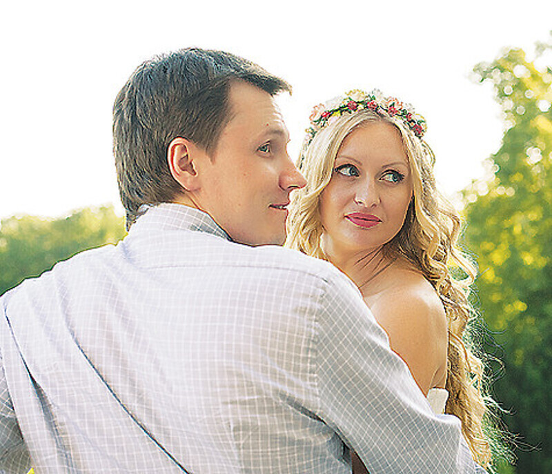 Вячеслав познакомился с Надеждой благодаря КВН. Студенческая любовь переросла в счастливый брак. Сейчас Вячеслав и Надежда воспитывают близнецов Константина и Максима. Фото: материалы пресс-служб.