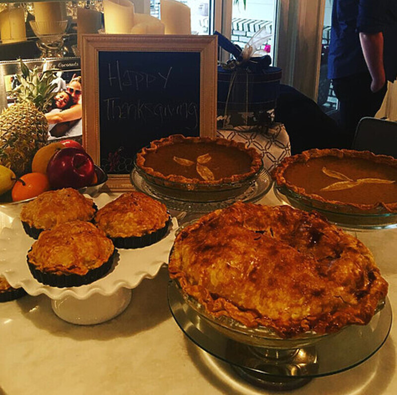 Дженнифер Лопес в День благодарения может позволить себе съесть чуть больше, чем привыкла. Фото: instagram.com