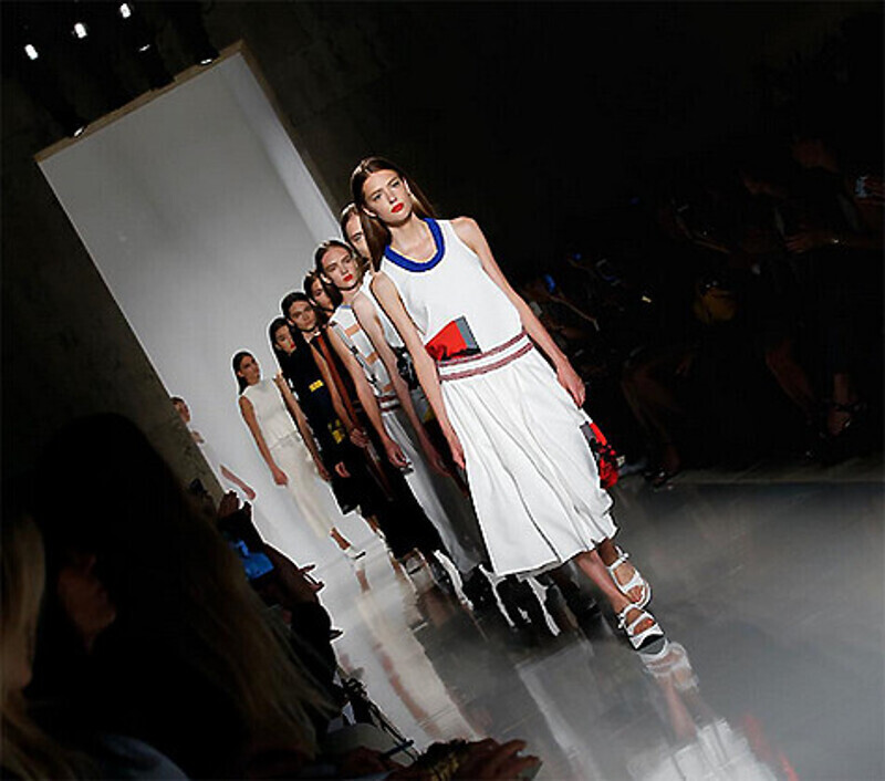 Виктория Бекхэм прокомментировала критику в свой адрес. Фото: Instagram.com/victoriabeckham.