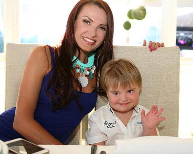 Эвелина Бледанс с сыном Семеном. Фото: Facebook.com/ebledans.