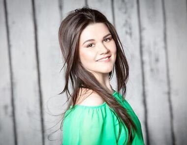 Дина Гарипова. Фото: материалы пресс-служб.