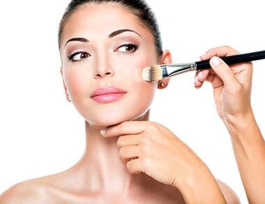 Как правильно выбрать тональный крем? Фото: Lori.ru.