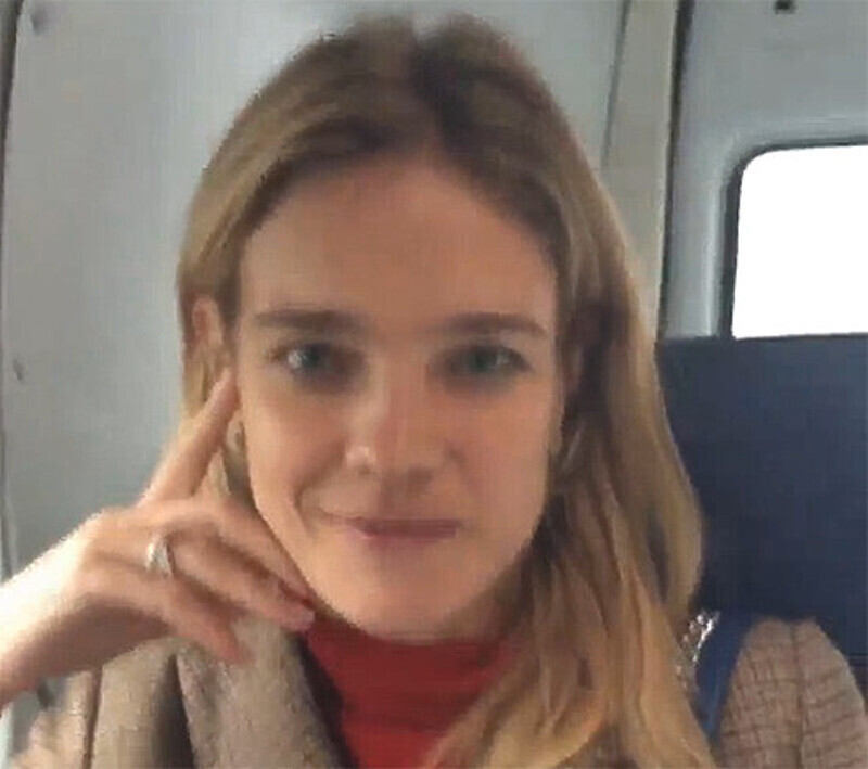 Наталья Водянова записала для своих поклонников видеообращение, в котором сообщила, что с ней все в порядке. Фото: Instagram.com/natasupernova.