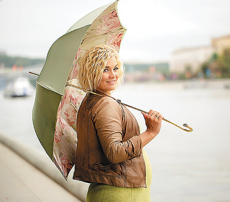 «Я знаю, Богдан не будет вредничать, а станет с любовью и трепетом относиться к малышу», - уверена Юлия Костюшкина. Фото: Ольга Мищенко.