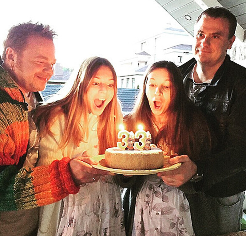 Наталья Подольская и Юлиана со своими мужьями. Фото: Instagram.com/nataliapodolskaya.