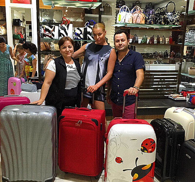 Чтобы как-то себя успокоить, Волочкова отправилась по магазинам. Фото: Instagram.com/volochkova_art.