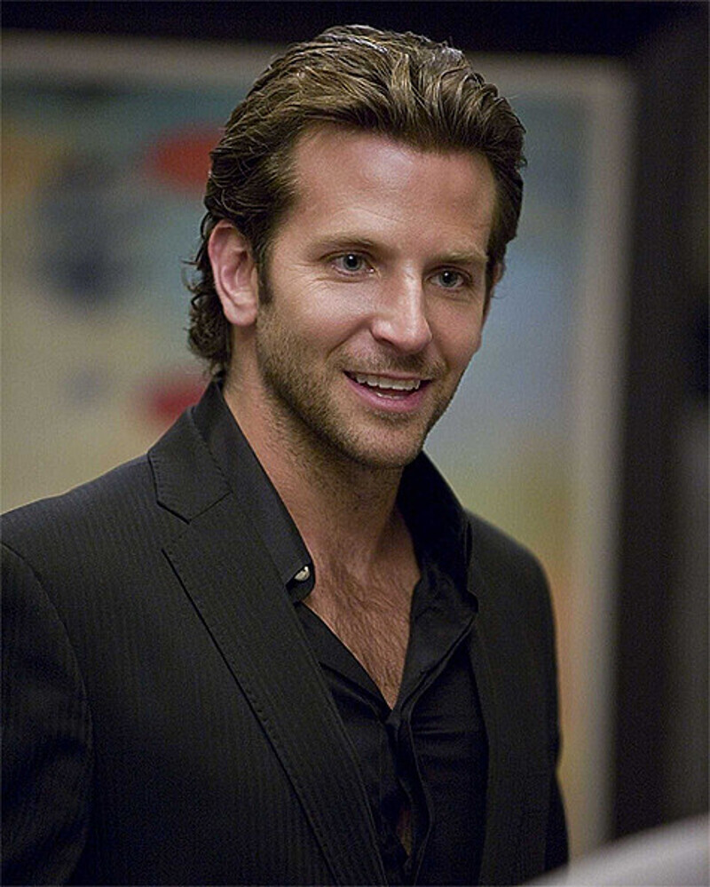 Брэдли Купер. Кадр из фильма «Мальчишник в Вегасе».