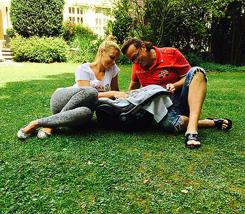 Маленький Стивен Энтони появился на свет в день десятой годовщины свадьбы Ромы и Елены Жуковых. Фото: личный архив певца.