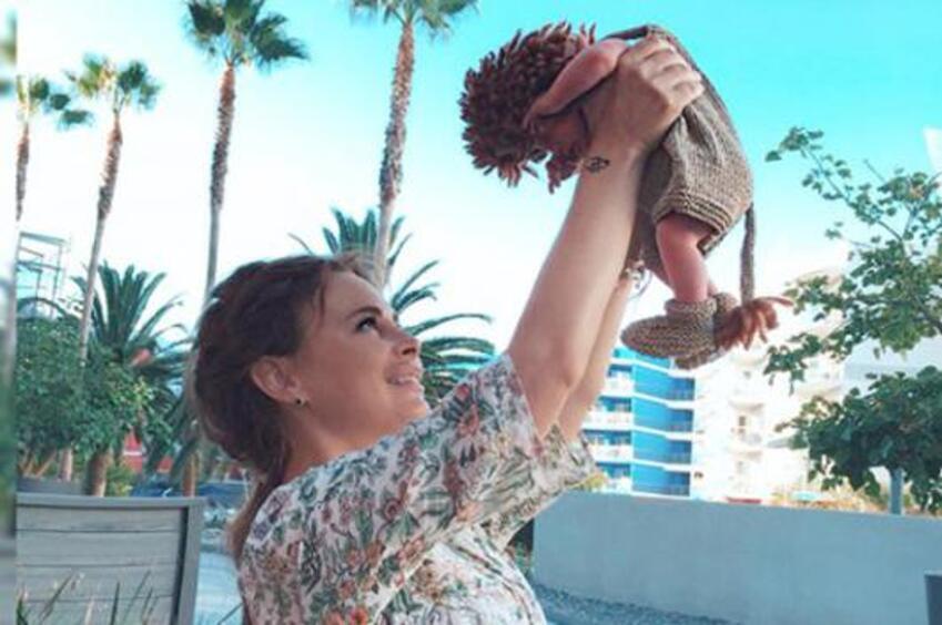 Саша с сыном в Лос-Анджелесе. Фото: социальные сети