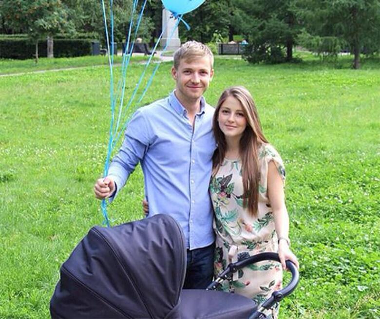 Анна Михайловская с мужем и ребенком. Фото: Instagram.com/anna_mihailovskaya.