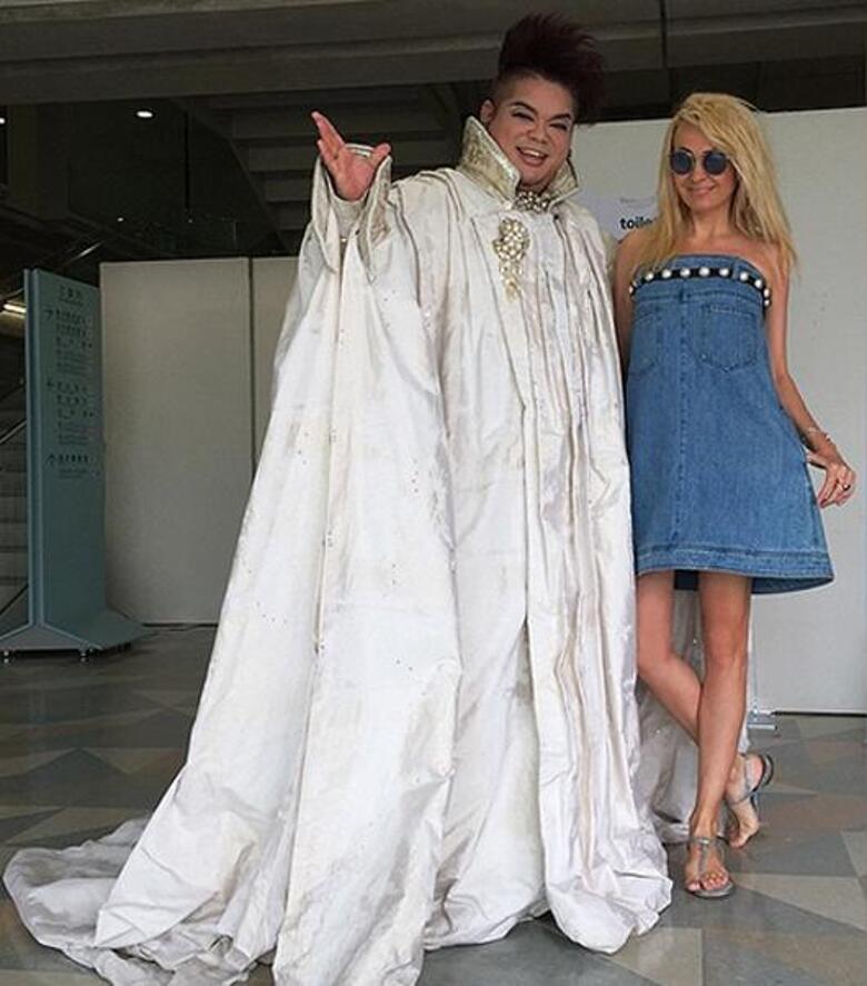 Яна Рудковская и Томотака Окамото. Фото: Instagram.com/ rudkovskayaofficial.