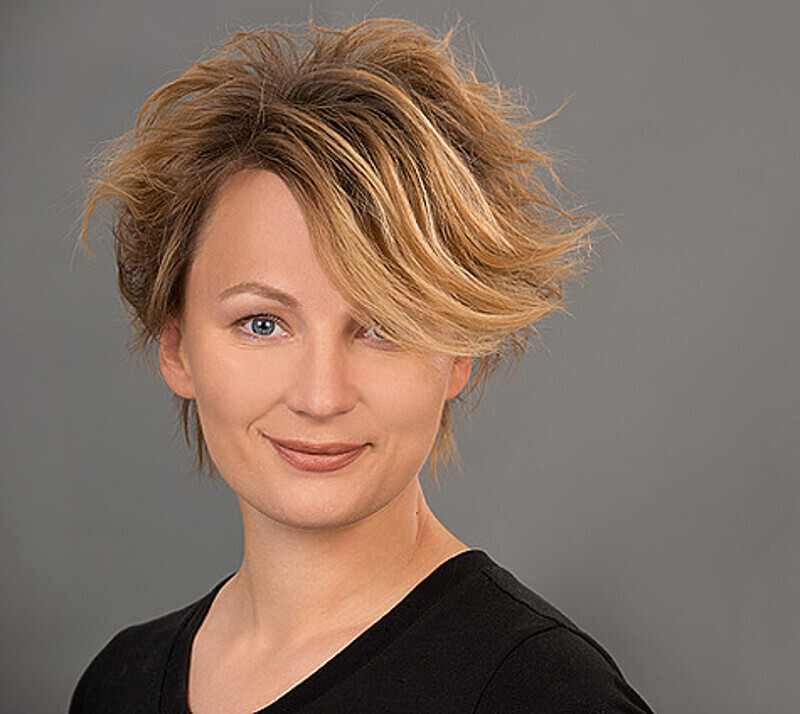 Короткую стрижку всегда можно подкорректировать укладкой. Фото: материалы пресс-служб.