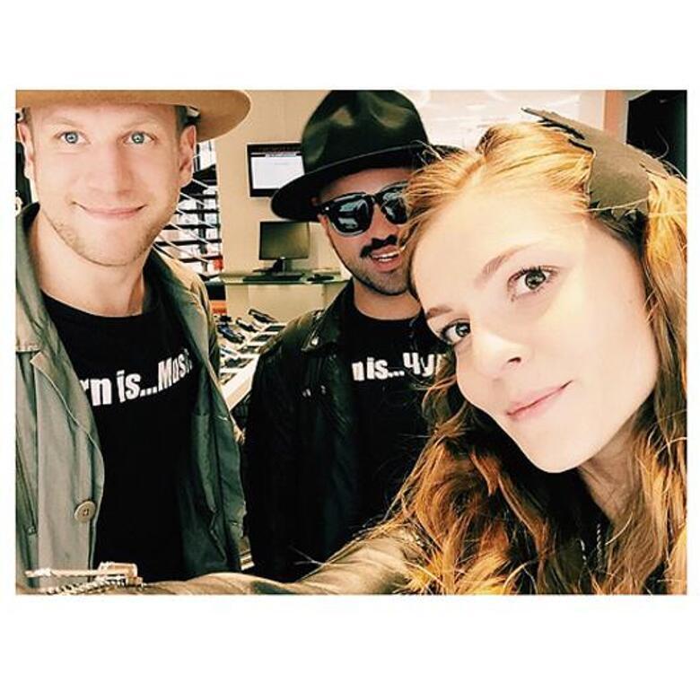 Иван Дорн с женой и другом. Фото: Instagram.com/bicholla.