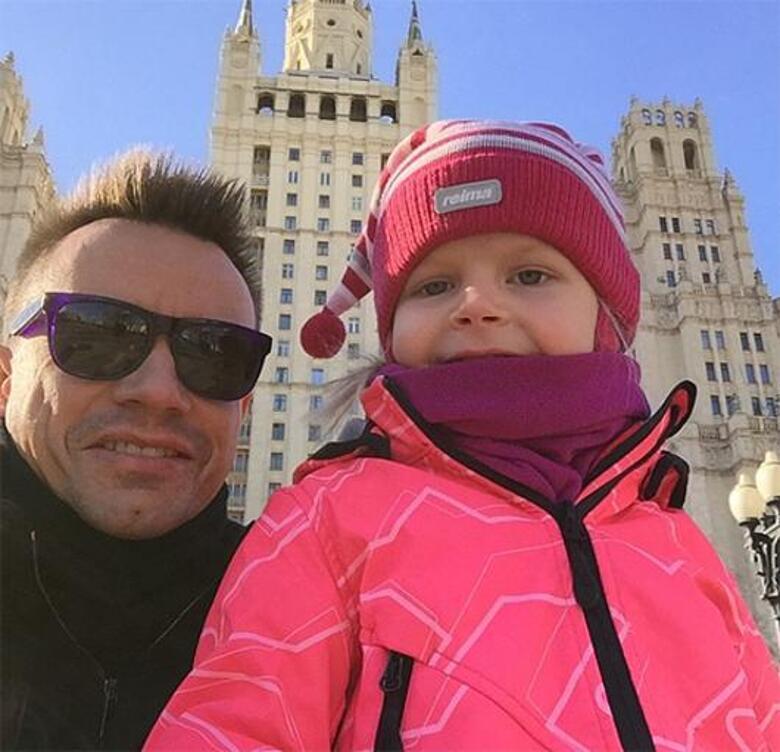 Алексей Серов с дочерью Полиной. Фото: Instagram.com.