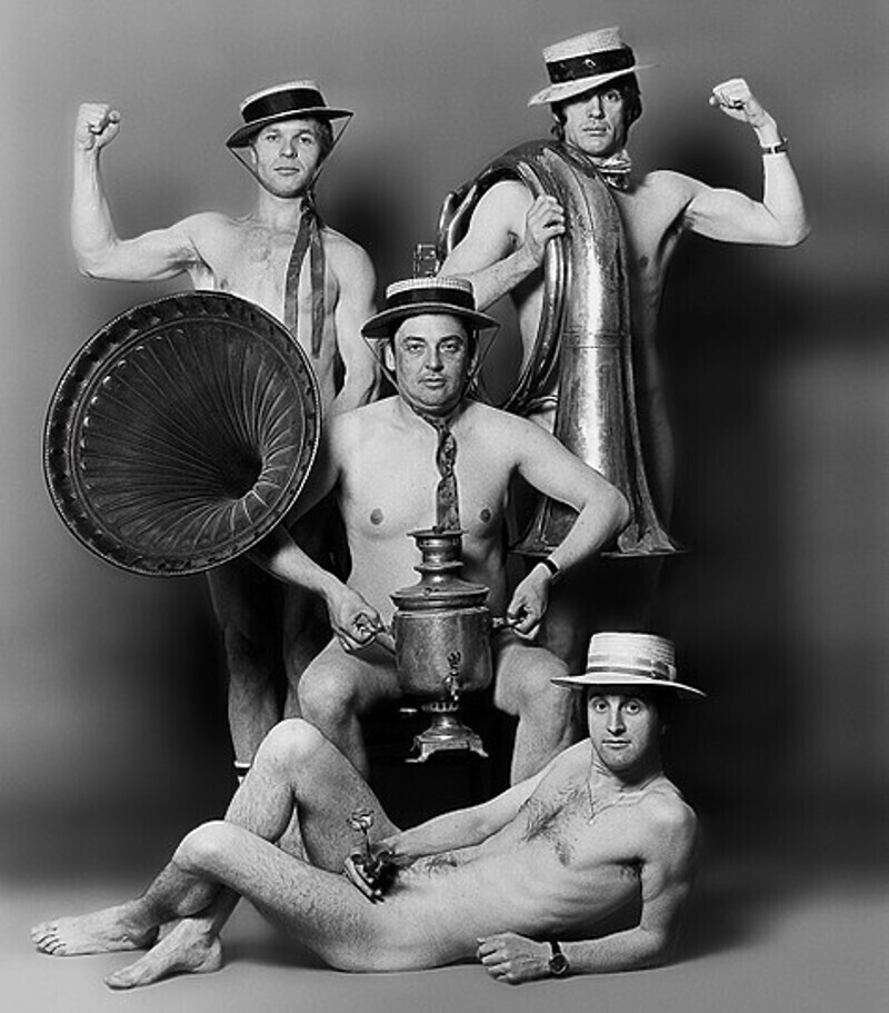 Именно из-за этого пикантного снимка Александр Абдулов грозился убить Плотникова. Фото: личный архив Валерия Плотникова.