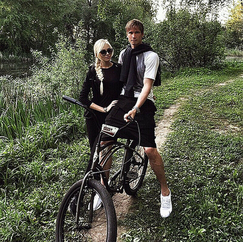 Алена Шишкова и Антон Шунин. Фото: Instagram.com/Instagram.com/missalena92.