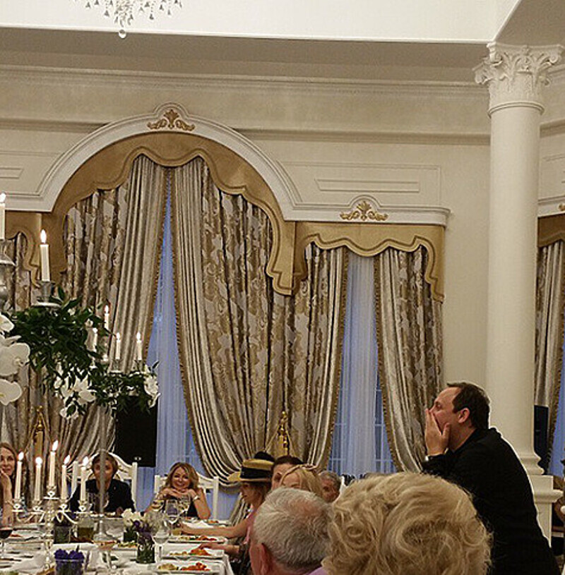 Новый дом Стаса Михайлова больше напоминает дворец. Фото: Instagram.com/inamikhaylova.