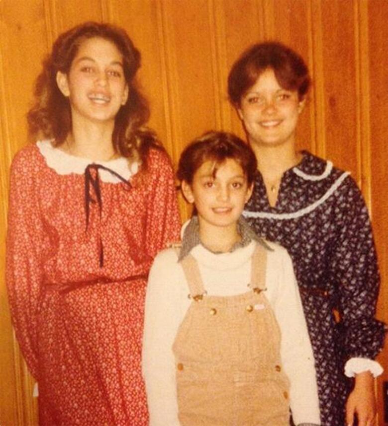 Синди Кроуфорд с сестрами. Фото: Instagram.com/cindycrawford.