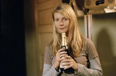 "Нищая диета" - это не для Пэлтроу. Актриса не смогла уложиться в выделенный ей на неделю бюджет. Кадр из фильма "Доказательство"