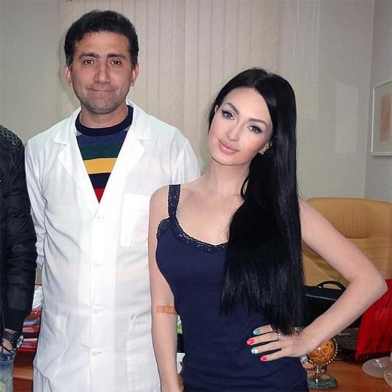 Евгения Феофилактова с пластическим хирургом. Фото: Instagram.com/zhenechkaguseva.