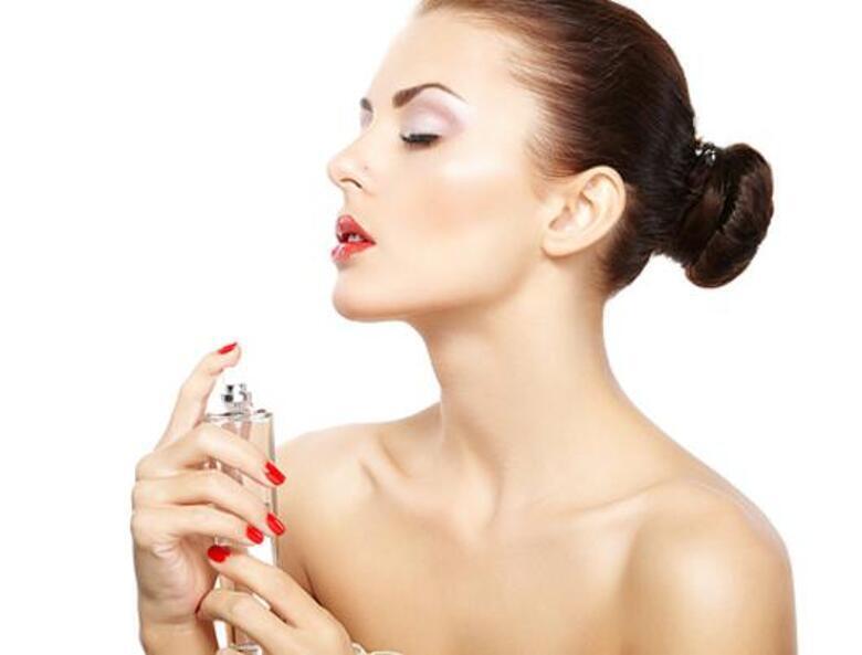 Как правильно выбирать духи? Фото: Lori.ru.