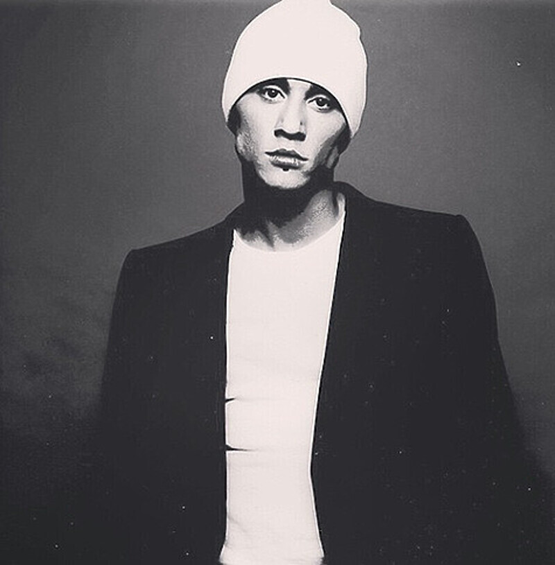 Bilanofficial: «Ххахаха, мне20, искали мое фото для ролика ,а нашли этого человека». Фото: Instagram.com/Bilanofficial.