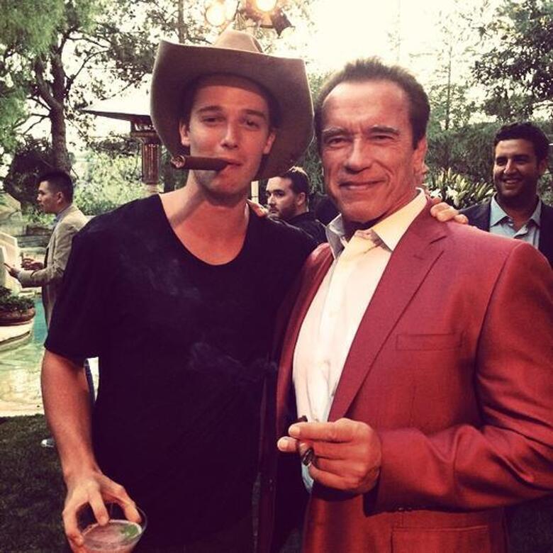 Арнольд Шварценеггер хочет лишить Патрика наследства. Фото: Instagram.com.