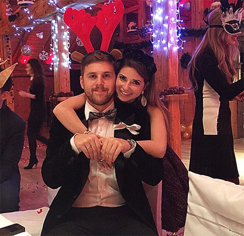 Петр Максаков и Галина Юдашкина расписались еще в сентябре 2014 года, но тогда пышны торжеств по этому поводу решили не устраивать. Фото: Instagram.com/gyudashkina.
