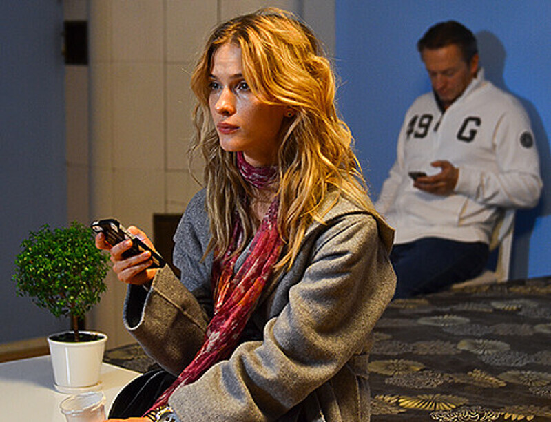 Светлана Иванова сыграла талантливого акушера Наталью Бахметьеву, которая из-за личной драмы переезжает из Москвы в Санкт-Петербург. Фото: материалы пресс-служб.