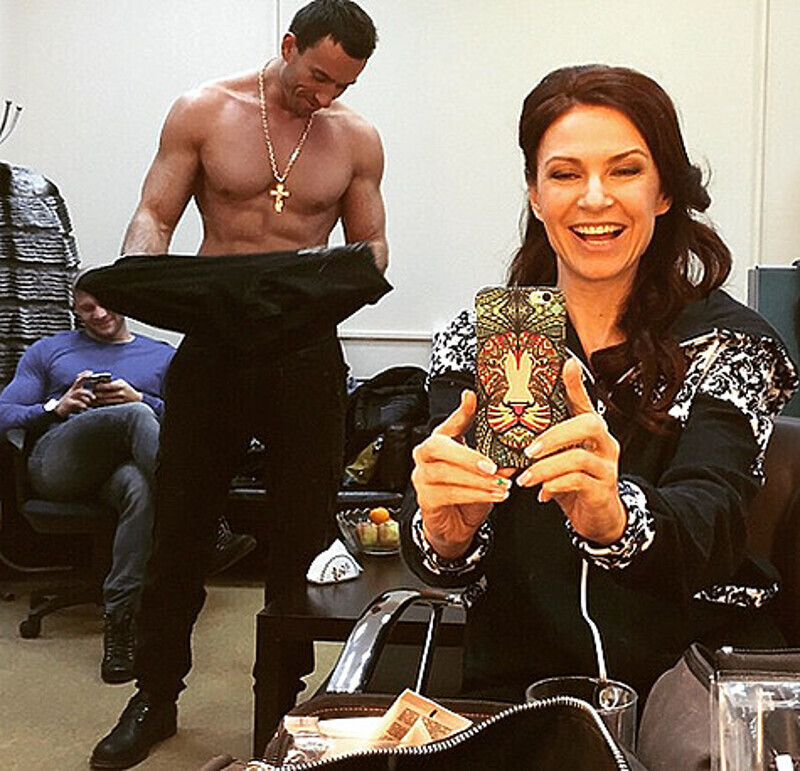 Терехин очень смущался, переодеваясь перед Бледанс. Фото: Instagram.com/bledans.