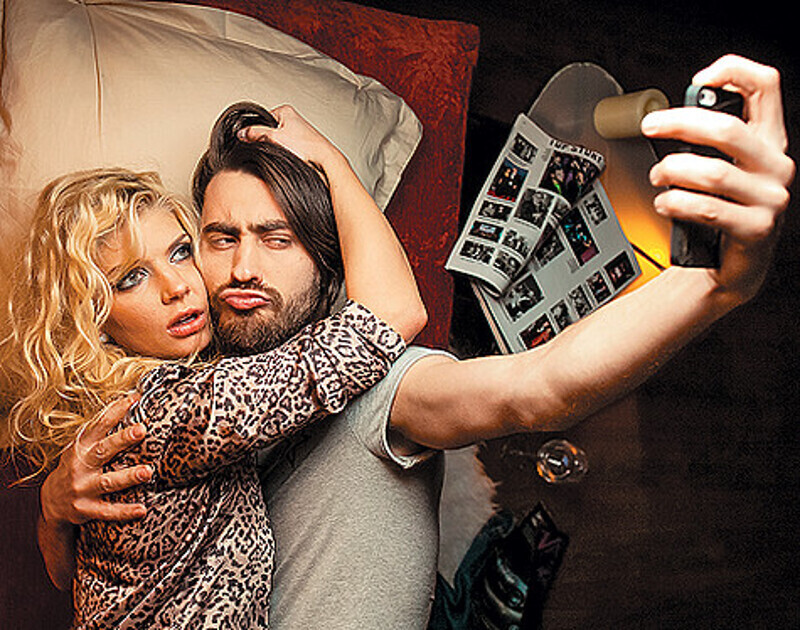 «Эта песня и клип должны понравиться многим девушкам. Они о том, какую лапшу нам часто вешают на уши мужчины, на какие ухищрения идут, чтобы затащить девушку в постель». Фото: материалы пресс-служб.