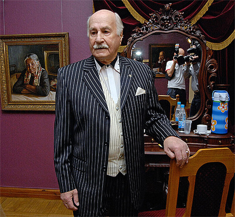 Несмотря на все заслуги, актер Владимир Зельдин остается удивительно скромным человеком.