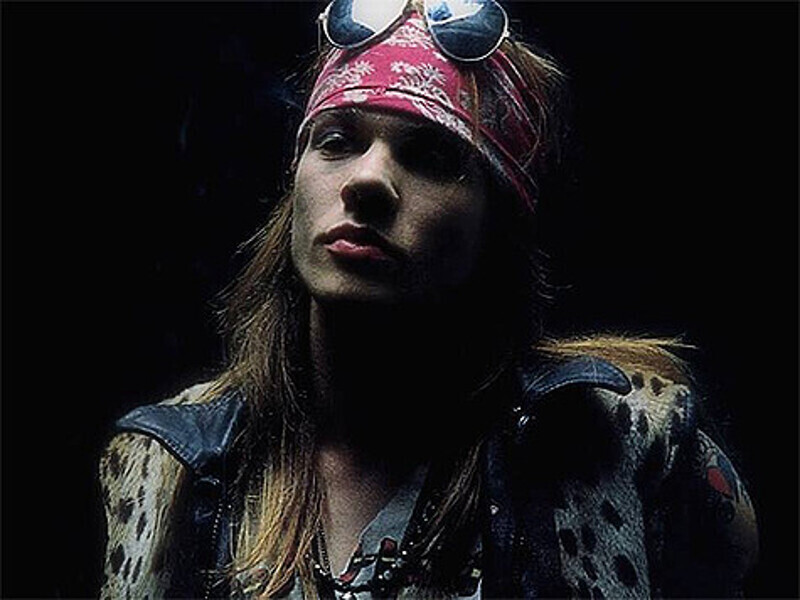 Эксл Роуз заставил поклонников, пришедших на концерт в Дублин, ждать своего выхода на сцену около пяти часов. Фото: Facebook.com/gunsnroses.