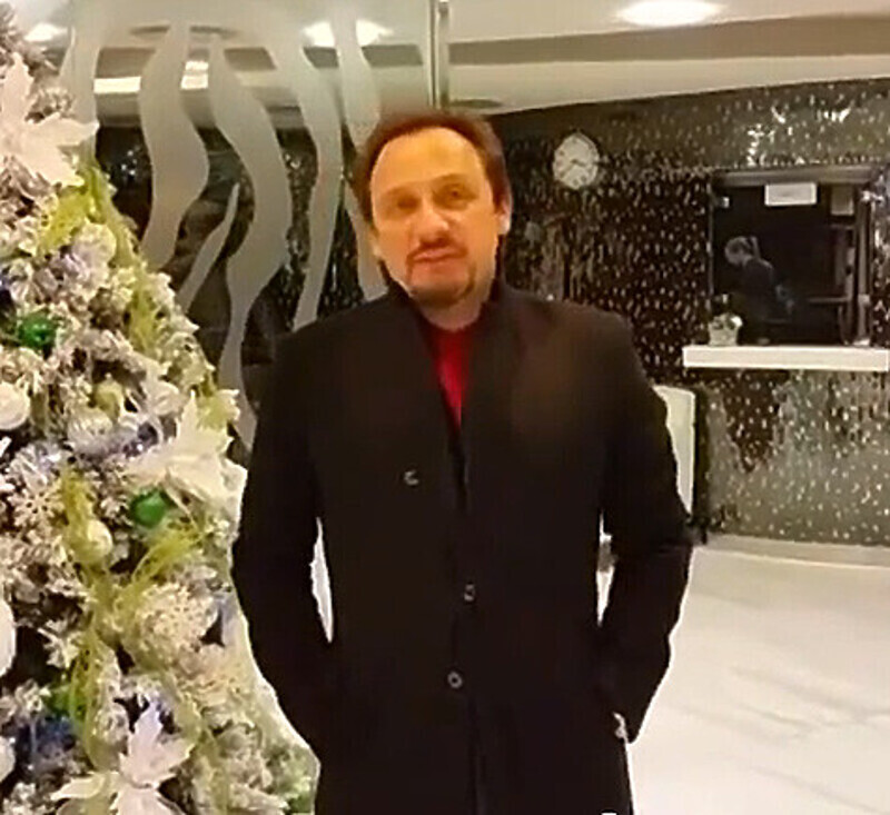 Стас Михайлов, прилетев в Москву, сразу снял видеообращение к своим поклонникам. Фото: Instagram.com/stas_mihailoff.