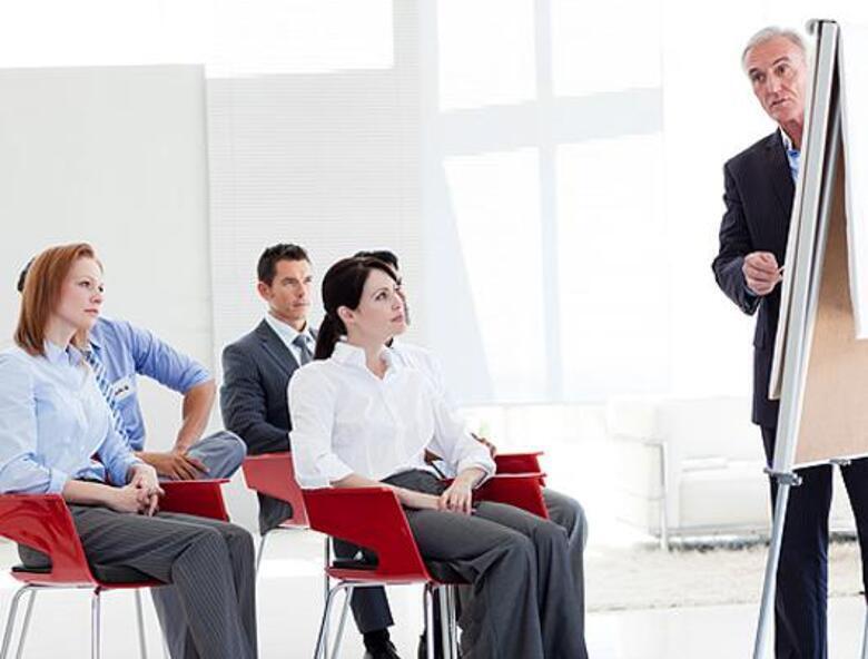 Как побороть страх перед публичными выступлениями? Фото: Lori.ru.