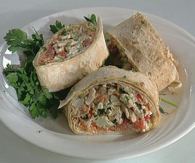 Рулеты из лаваша. Фото: материалы пресс-служб.