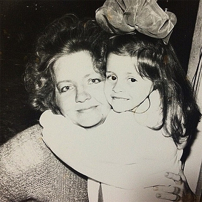 Ольга Маковецкая с мамой. Фото: Instagram.com/olgamakovetskaya.