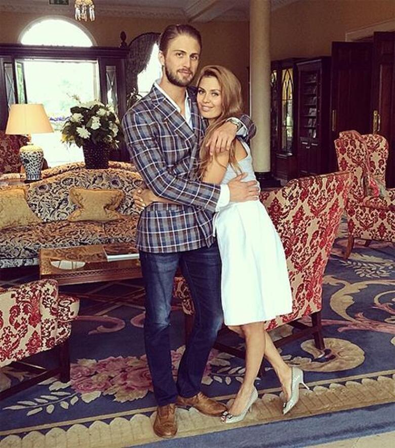 Виктория Боня и Алекс Смерфит. Фото: Instagram.com/victoriabonya.