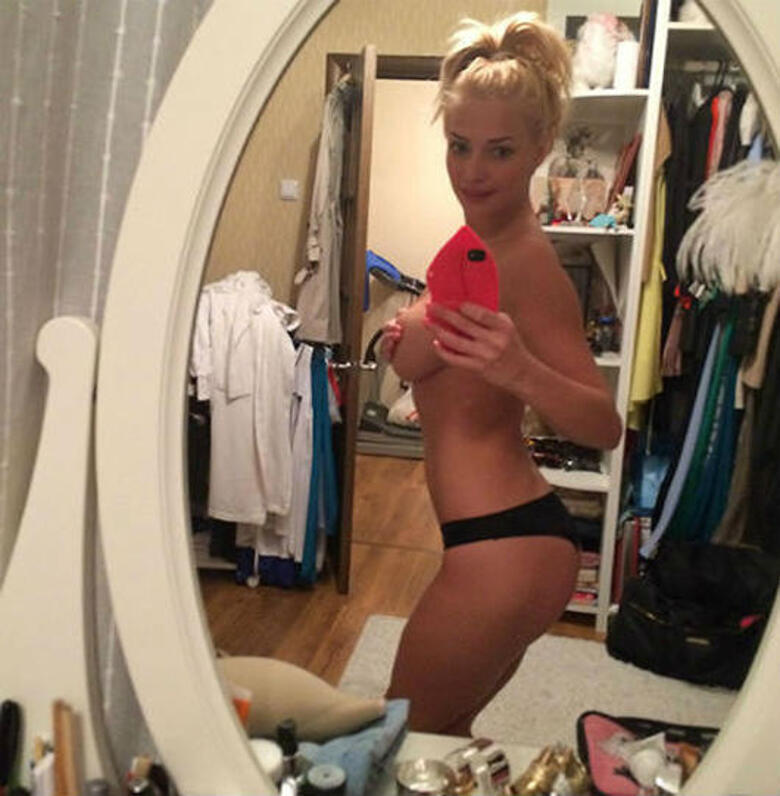 Откровенные снимки Татьяны Котовой попали в Сеть.