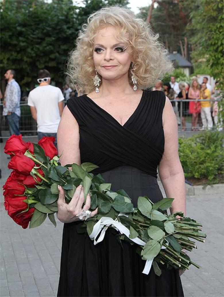 Лариса Долина.