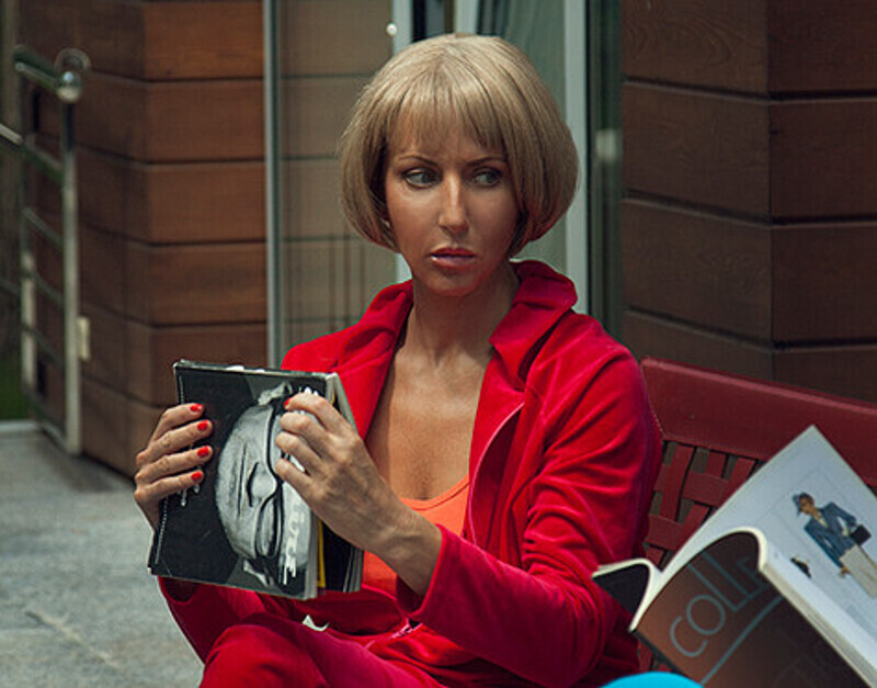 Алика Смехова в сериале превратилась в блондинку. Фото: материалы пресс-служб.