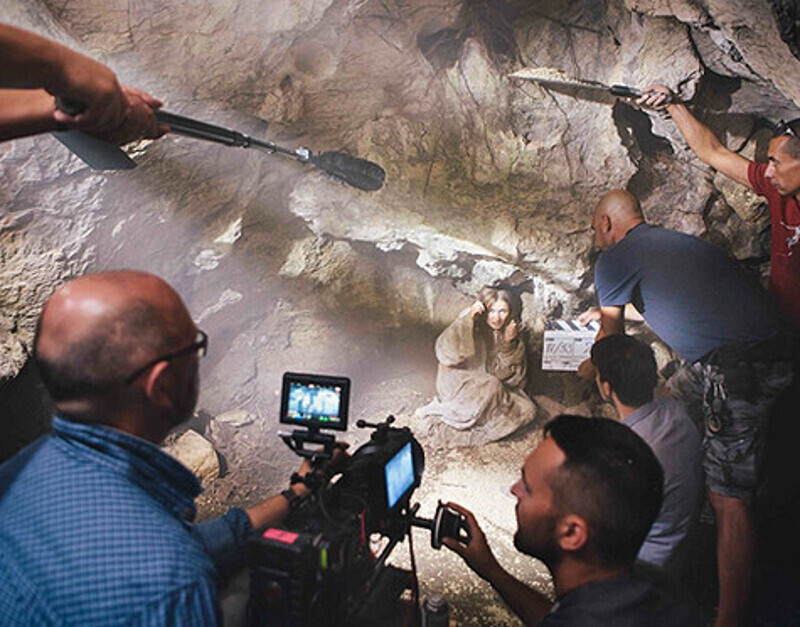 Мария Поезжаева: «Уже в первые дни мне пришлось карабкаться по камням и веткам, а потом падать с них». Фото: материалы пресс-служб.