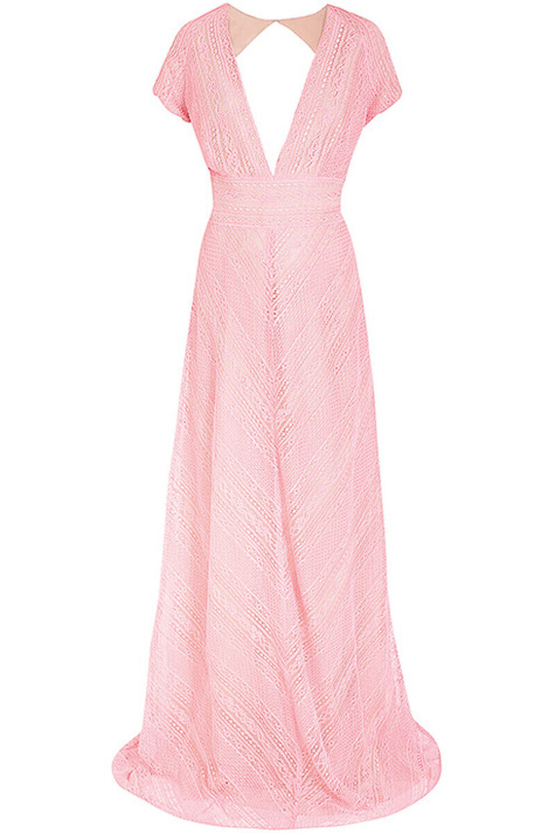 Платье от NAEEM KHAN. Фото: материалы пресс-служб.