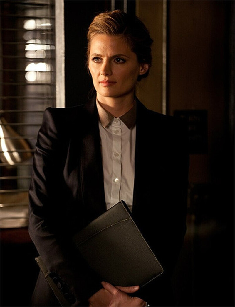 Благодаря сериалу "Касл" Стана Катич сейчас является одной из самых узнаваемых сериальных актрис. Фото: www.kinopoisk.ru.