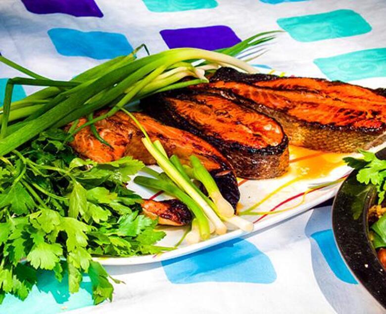 Рыба на решетке.