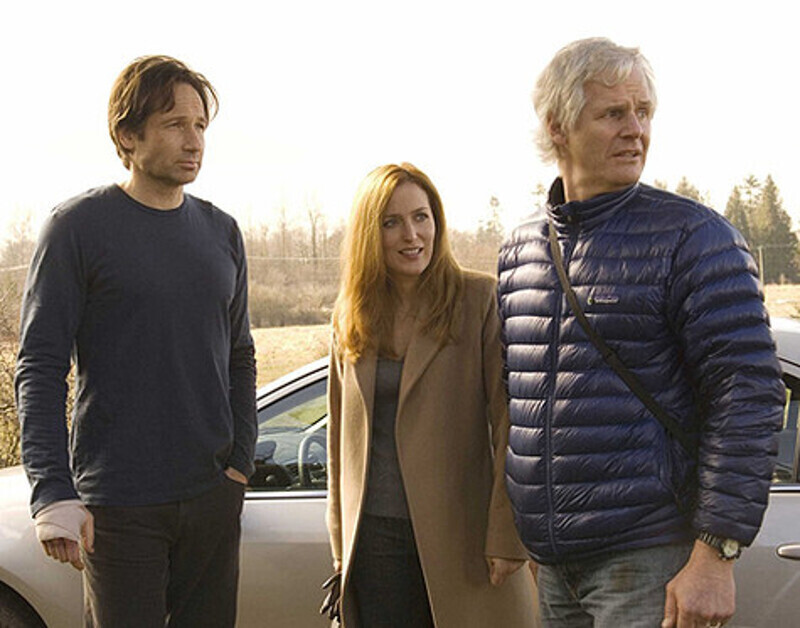 Дэвид Духовны, Джиллиан Андерсон и Крис Картер. Фото: материалы пресс-служб.