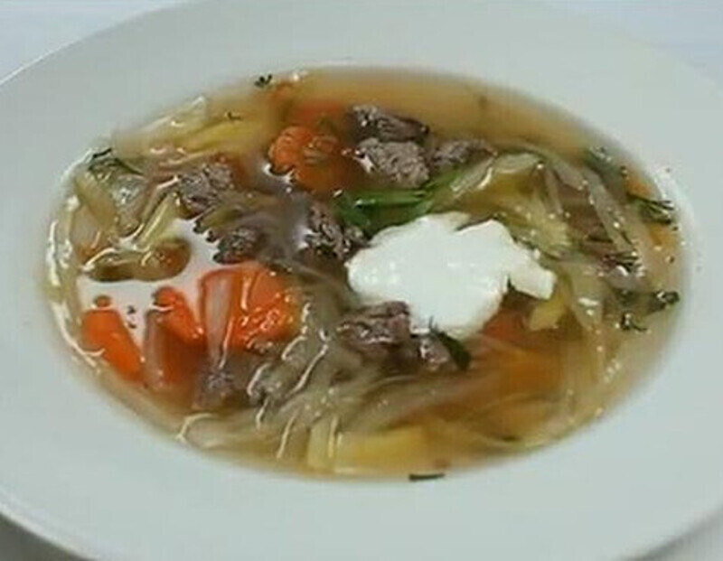 Щи со свежими помидорами. Фото: материалы пресс-служб.