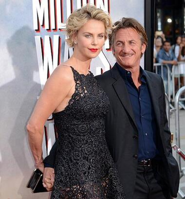 Шарлиз Терон и Шон Пенн. Фото: Rex Features/Fotodom.ru.