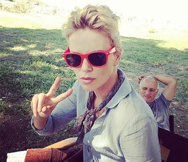 Шарлиз Терон. Фото: Instagram.com/charlizeafrica.