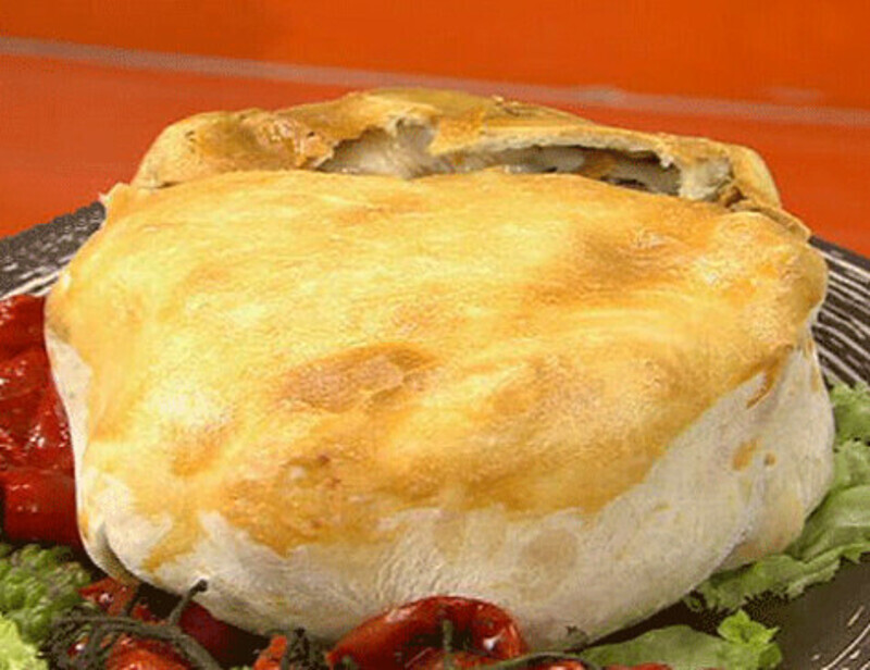 Цыпленок «в пальто». Фото: материалы пресс-служб.